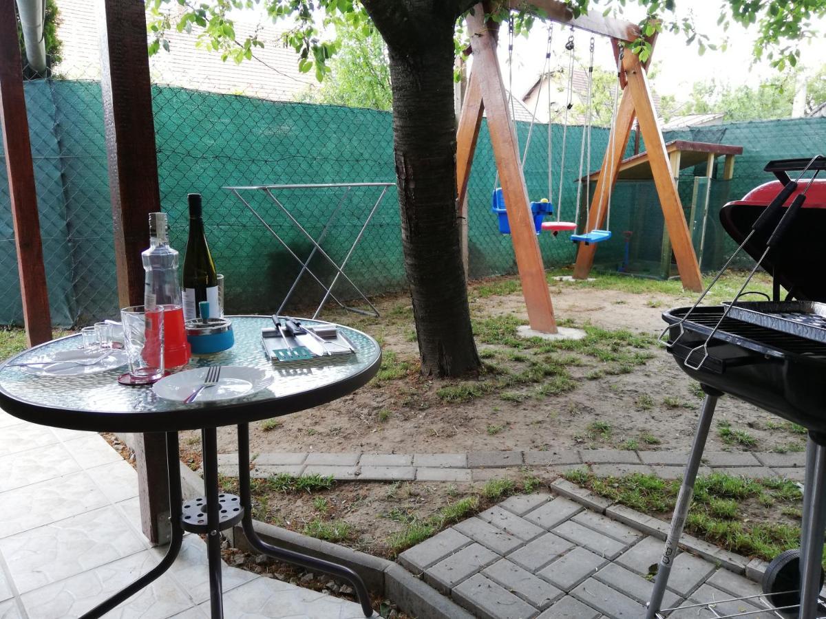Danieli Holiday Home Štúrovo Esterno foto