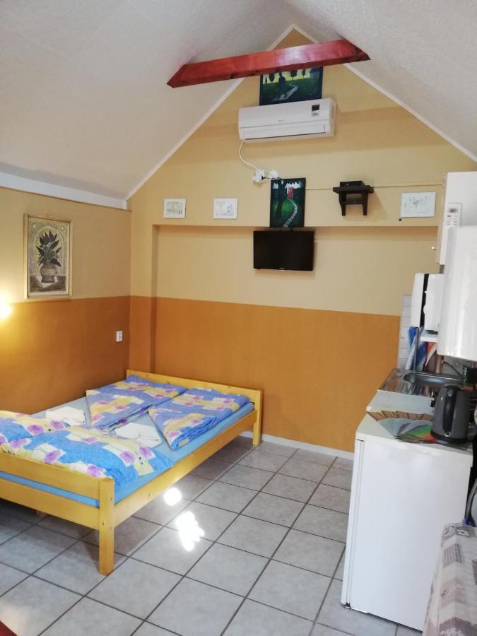 Danieli Holiday Home Štúrovo Esterno foto