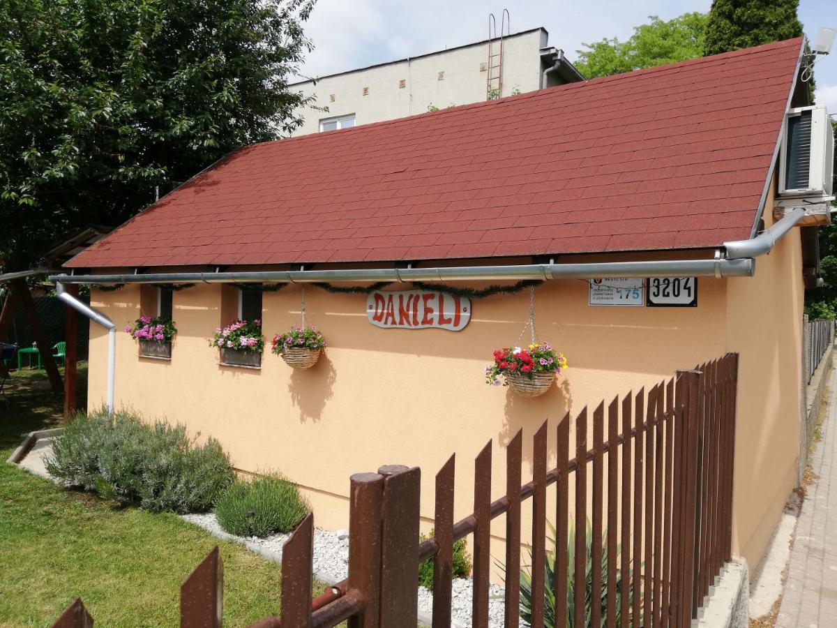 Danieli Holiday Home Štúrovo Esterno foto